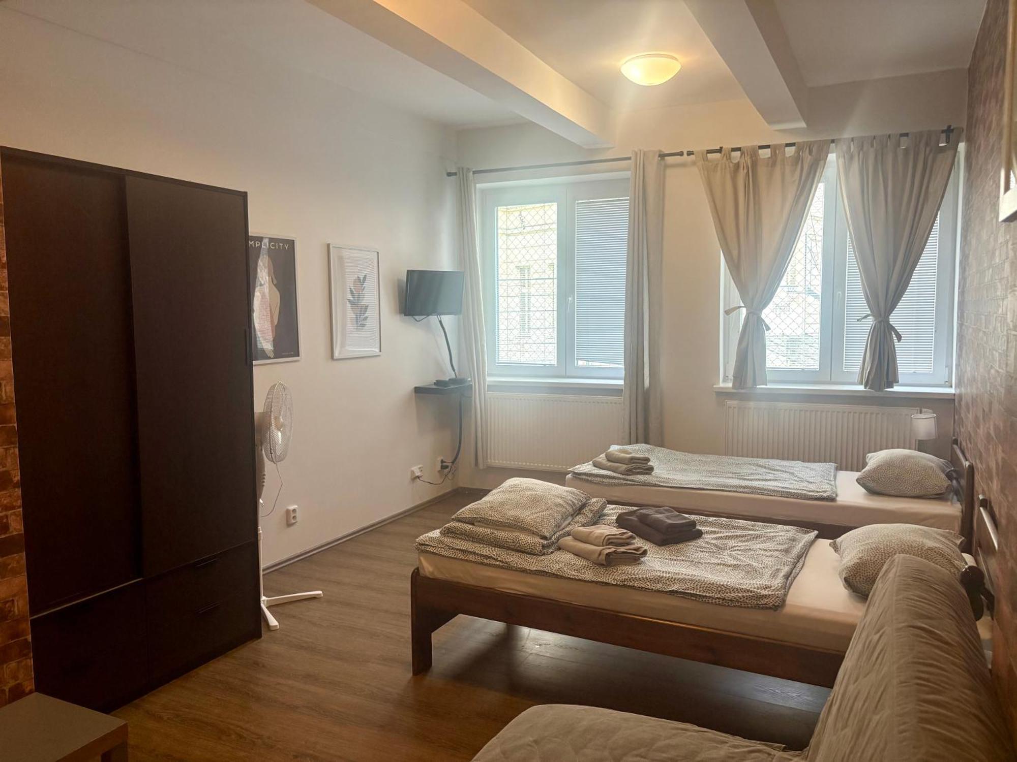 Zizkov Cosy Studio Apartments Praha Bagian luar foto