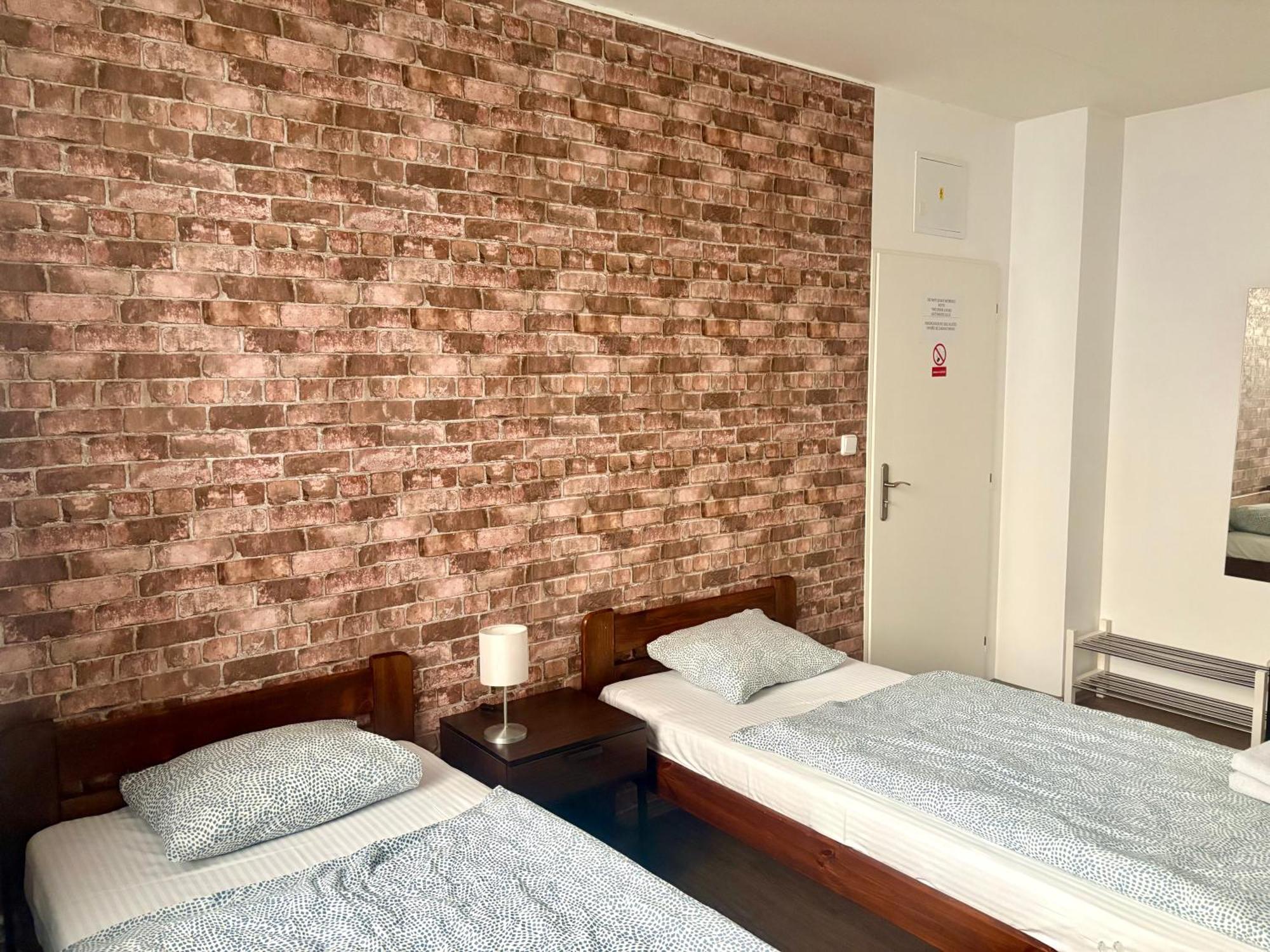 Zizkov Cosy Studio Apartments Praha Bagian luar foto