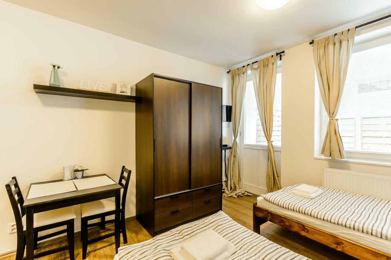 Zizkov Cosy Studio Apartments Praha Bagian luar foto